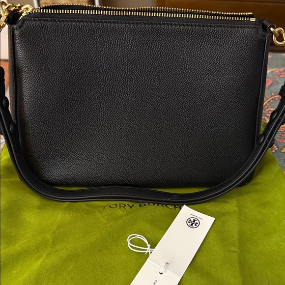 Tory Burch Black Perry Shoulder Bag with Gold Chain like new - Picture 3 of 5